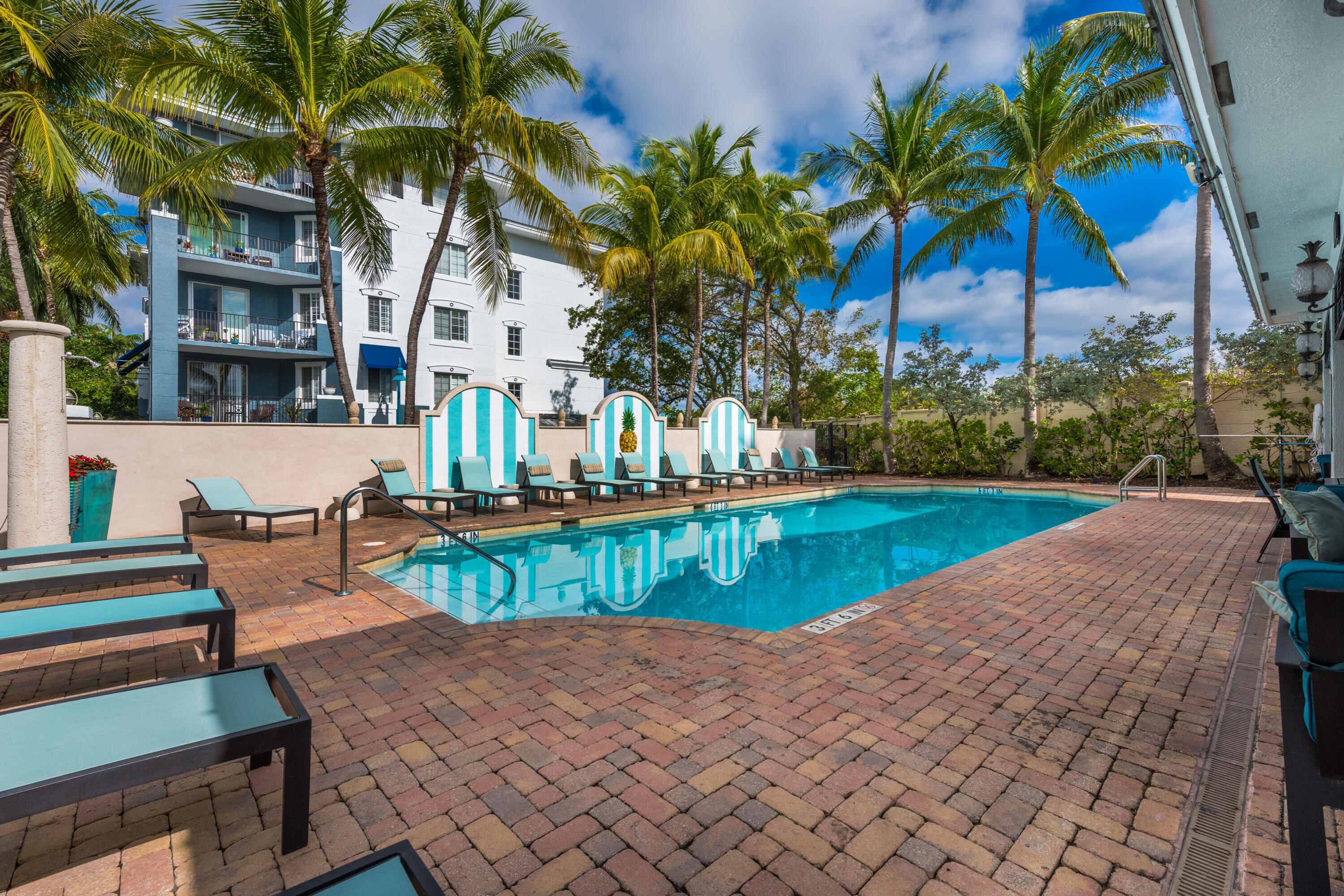 PINEAPPLE GROVE VILLAGE CONDO - Residential Lease