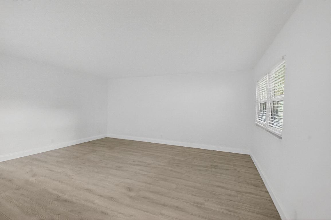 KINGS POINT MONACO CONDOS - Residential