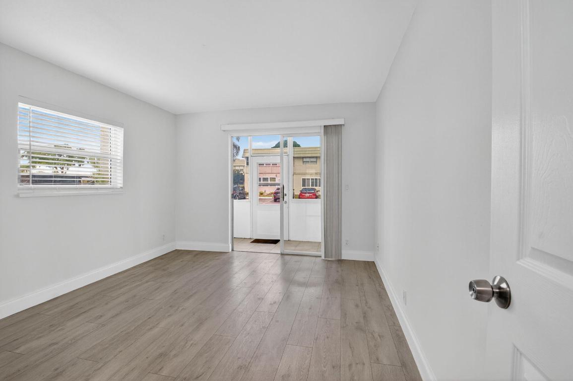 KINGS POINT MONACO CONDOS - Residential