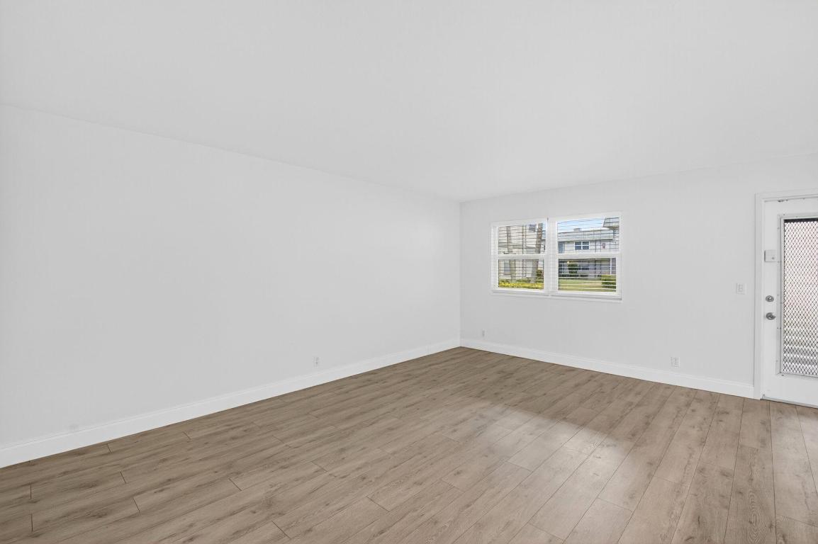 KINGS POINT MONACO CONDOS - Residential