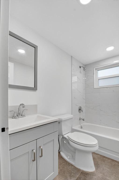 KINGS POINT MONACO CONDOS - Residential