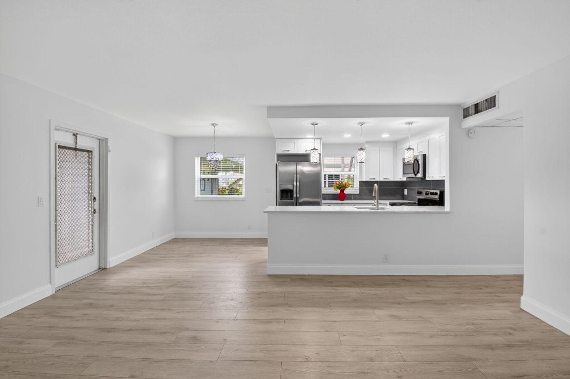 KINGS POINT MONACO CONDOS - Residential