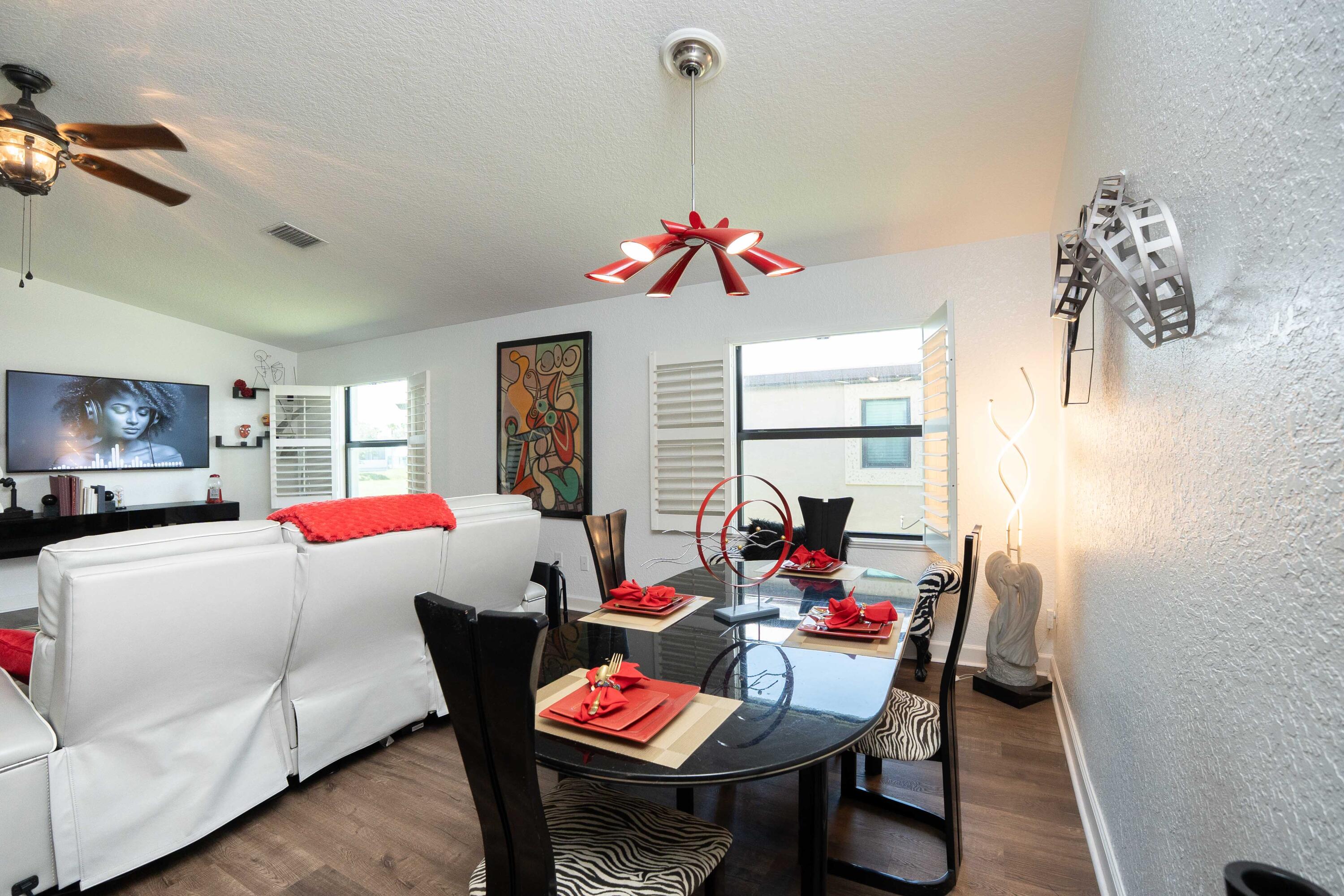 SPANISH LAKES ONE LEASEHOLD ESTATES - Residential