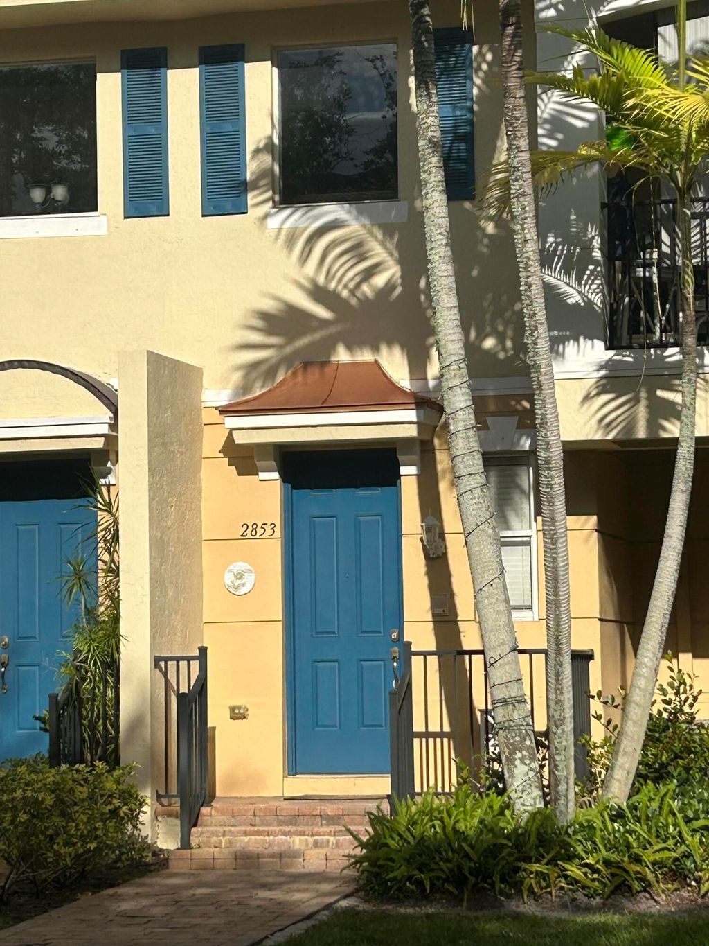 Photo of 2853 S Oasis Drive, Boynton Beach, FL 33426 (MLS # R10976516)