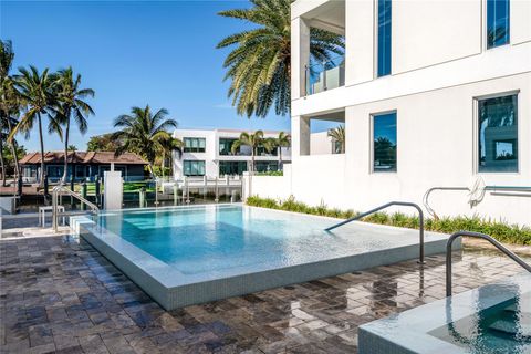 A home in Lauderdale By The Sea