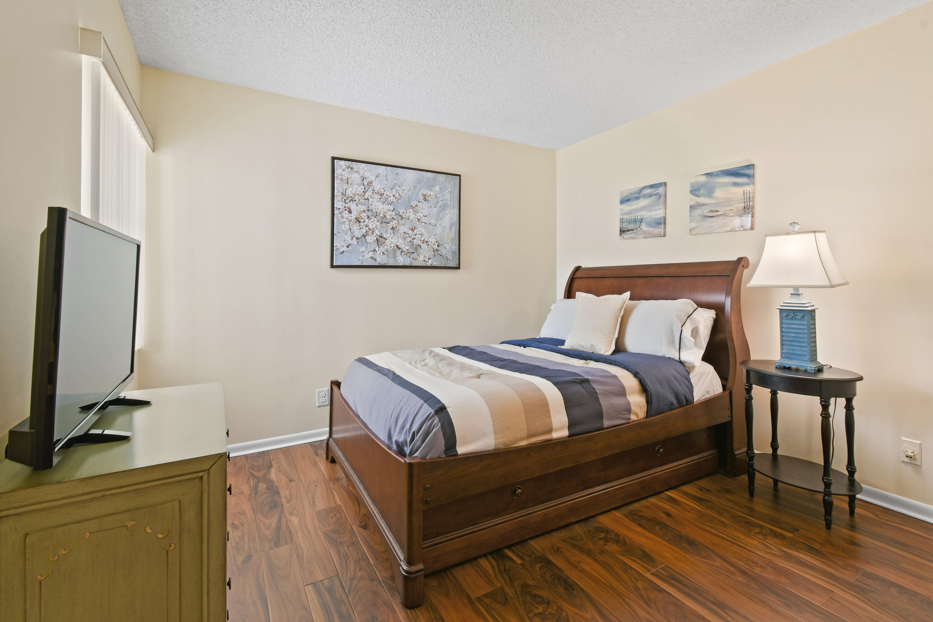 BRIARWOOD CONDO at Eastpointe - Residential