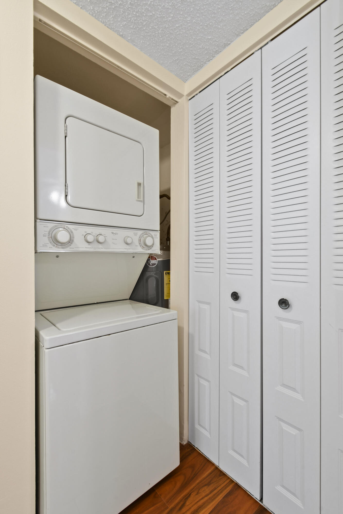 BRIARWOOD CONDO at Eastpointe - Residential