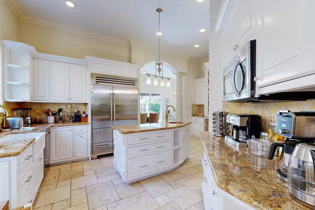 Coral Ridge Country Club - Residential Lease