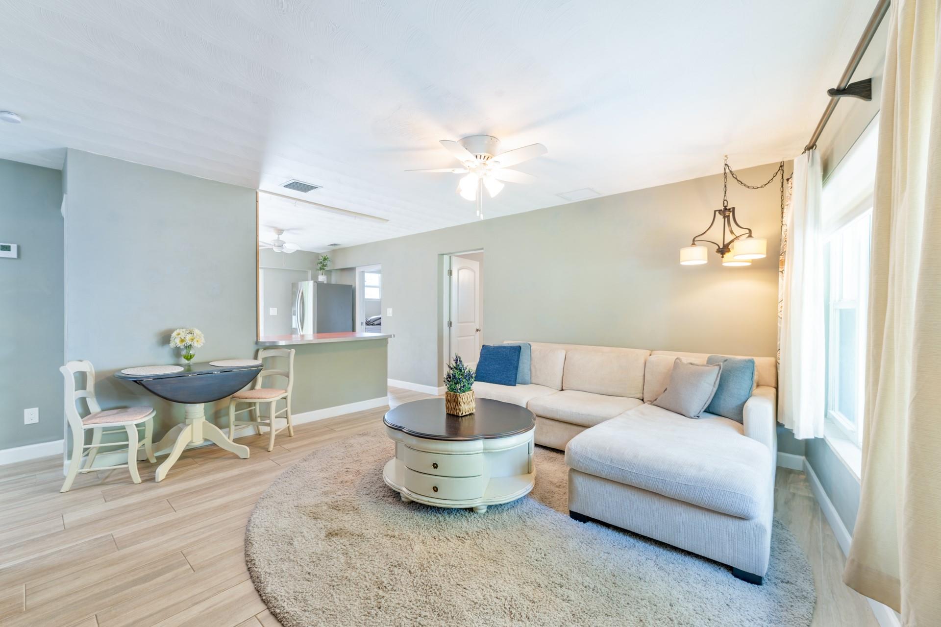 CRESTHAVEN NO 3 37-11 B - Residential