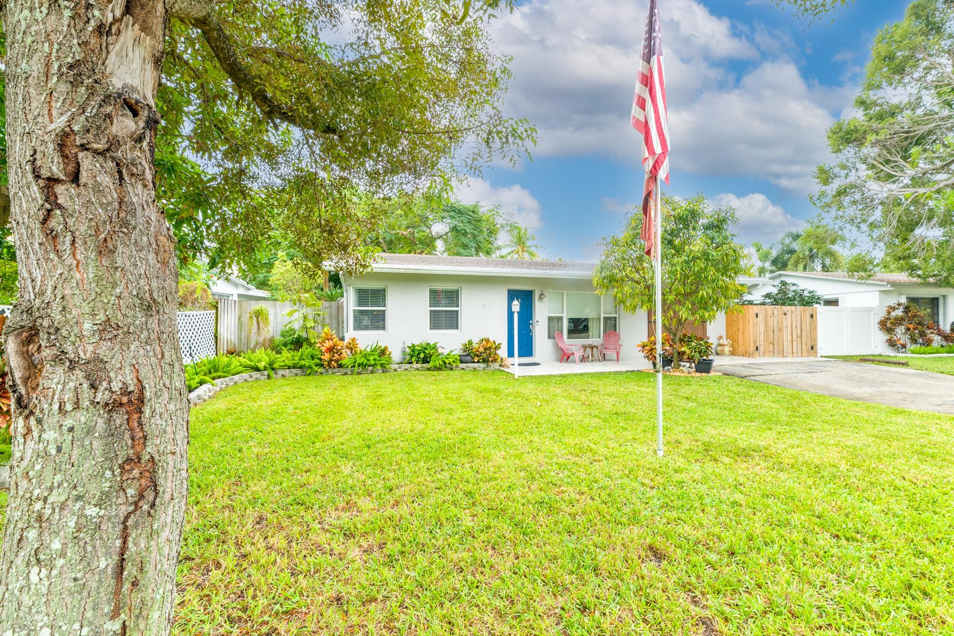 CRESTHAVEN NO 3 37-11 B - Residential