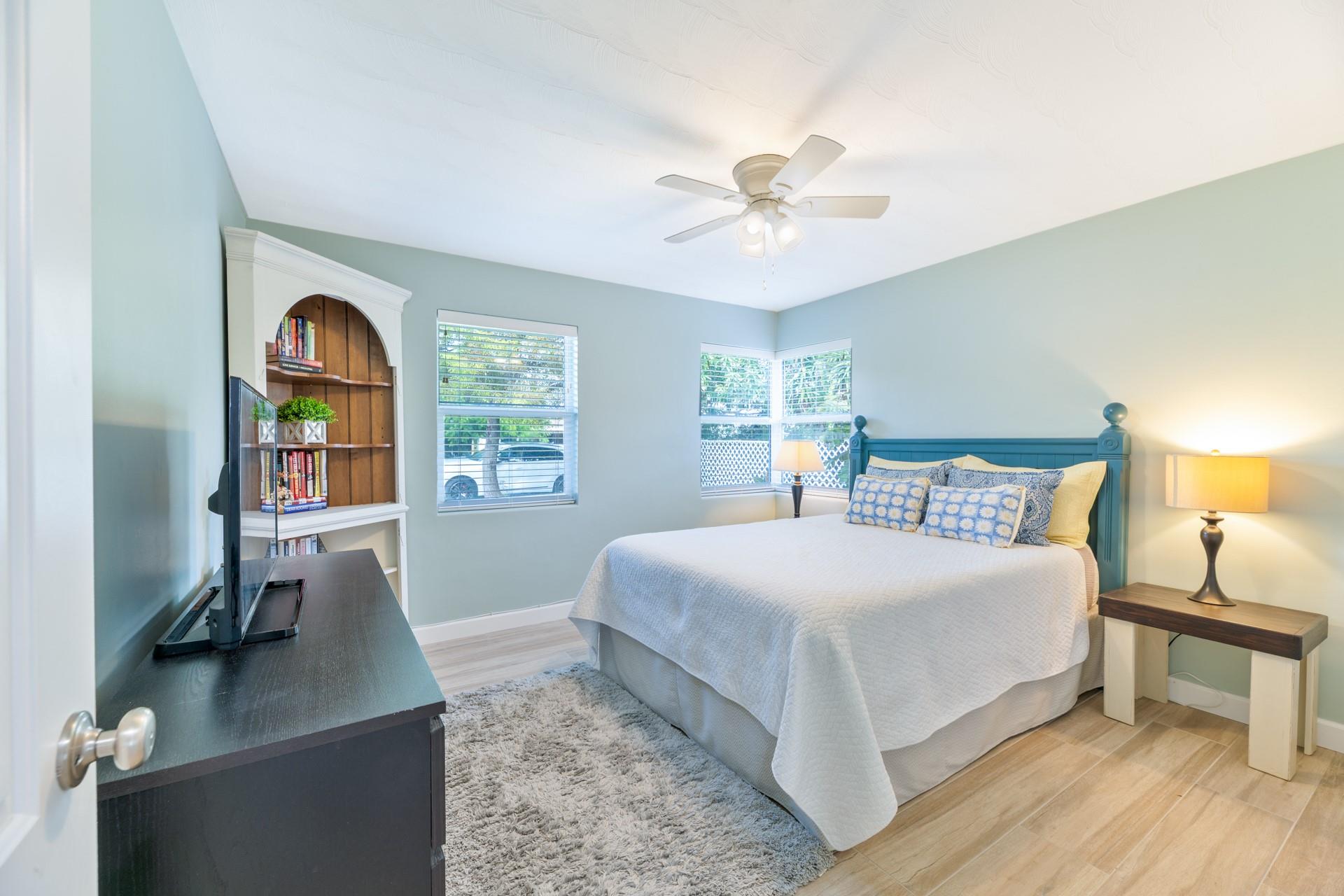 CRESTHAVEN NO 3 37-11 B - Residential