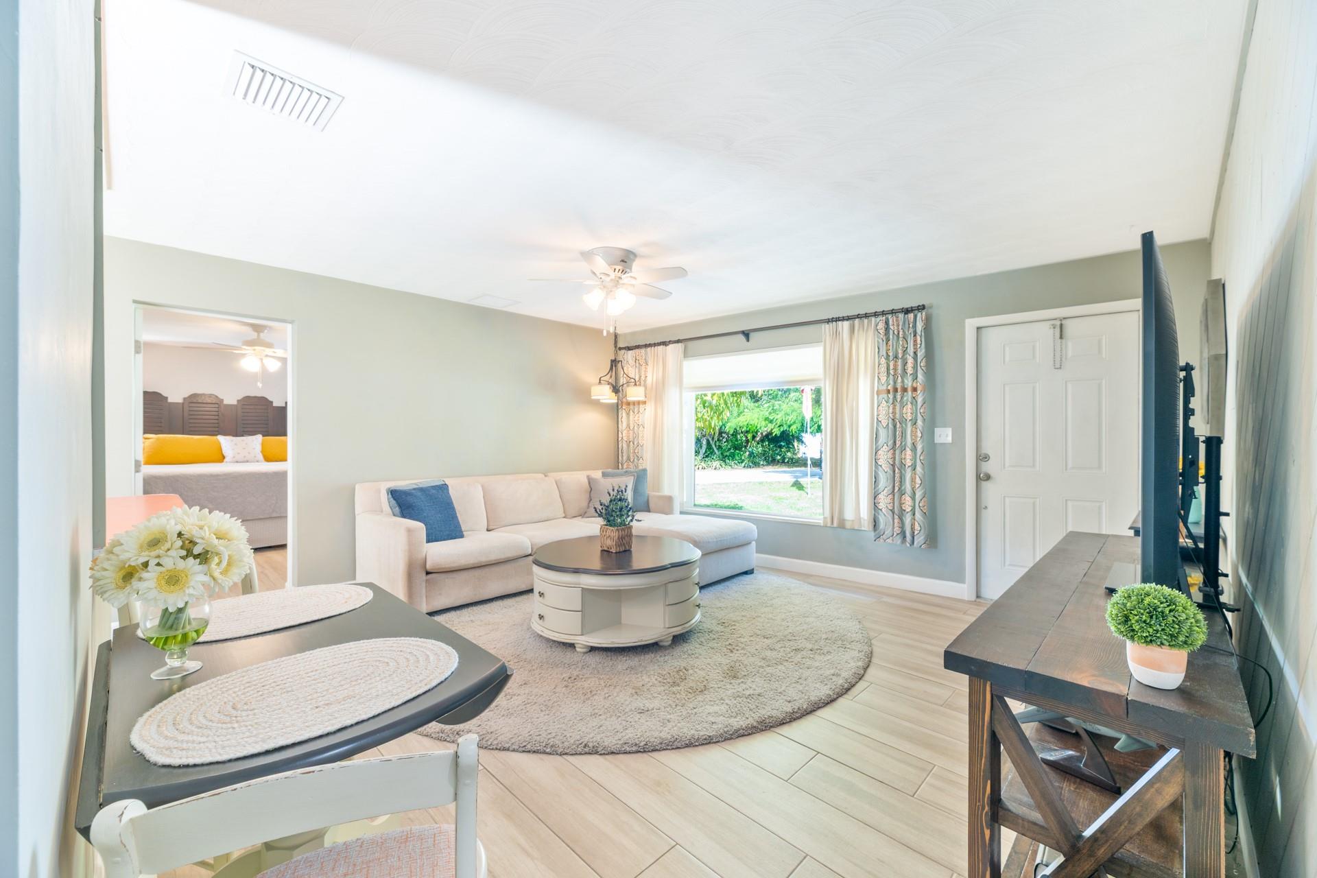 CRESTHAVEN NO 3 37-11 B - Residential