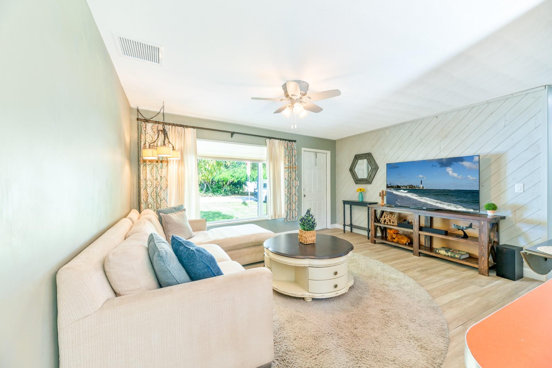 CRESTHAVEN NO 3 37-11 B - Residential