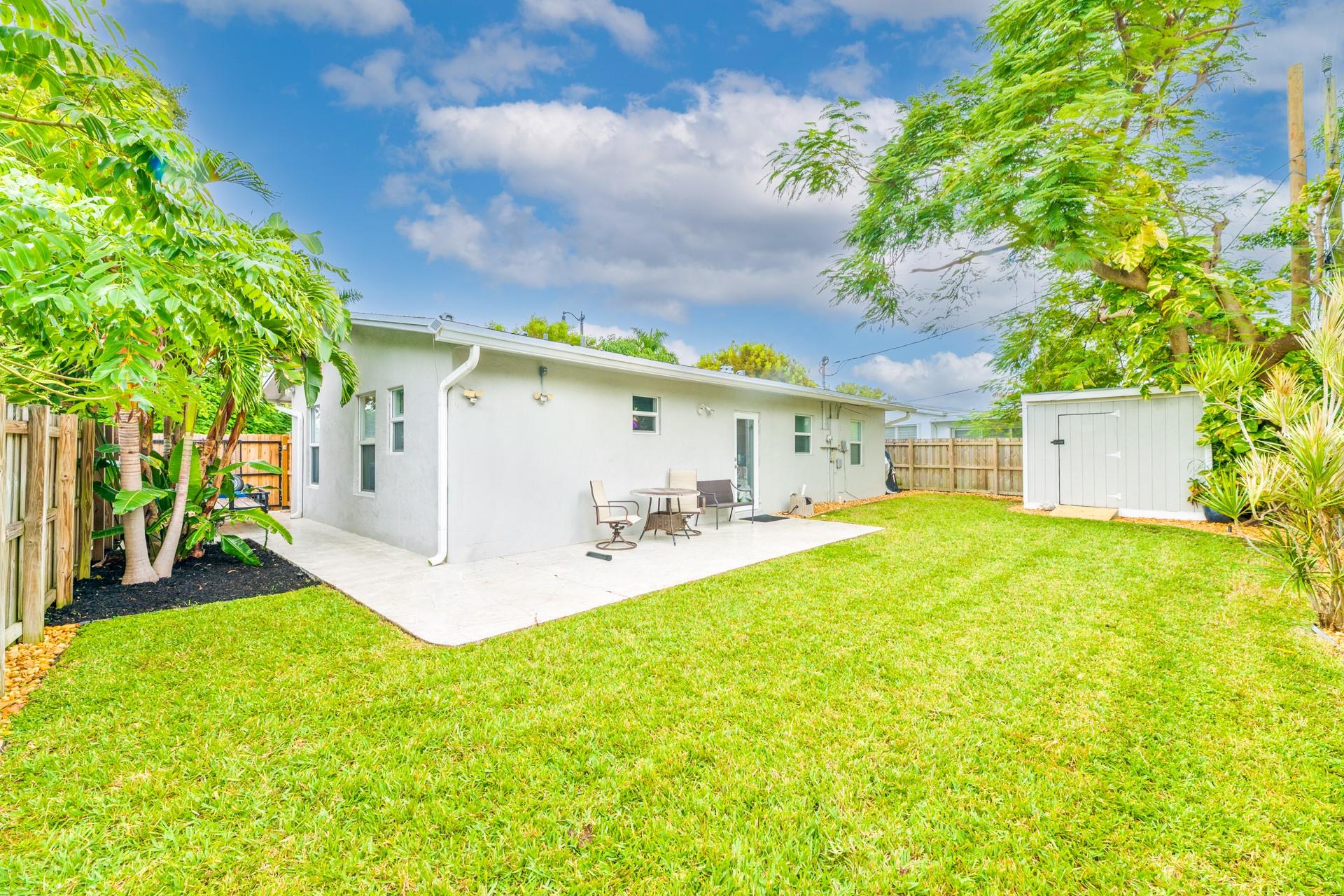 CRESTHAVEN NO 3 37-11 B - Residential