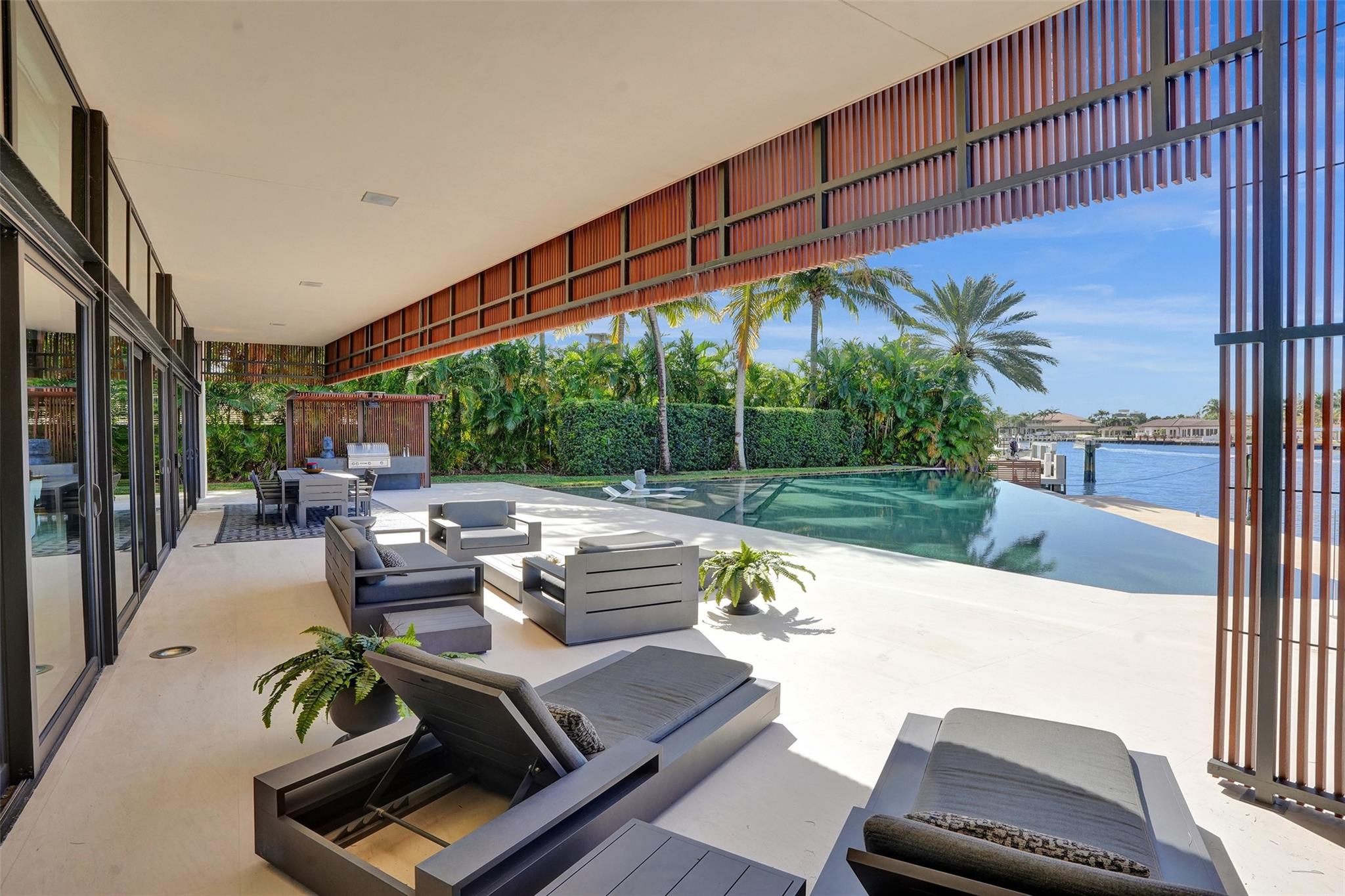 SEA RANCH LAKES - Residential