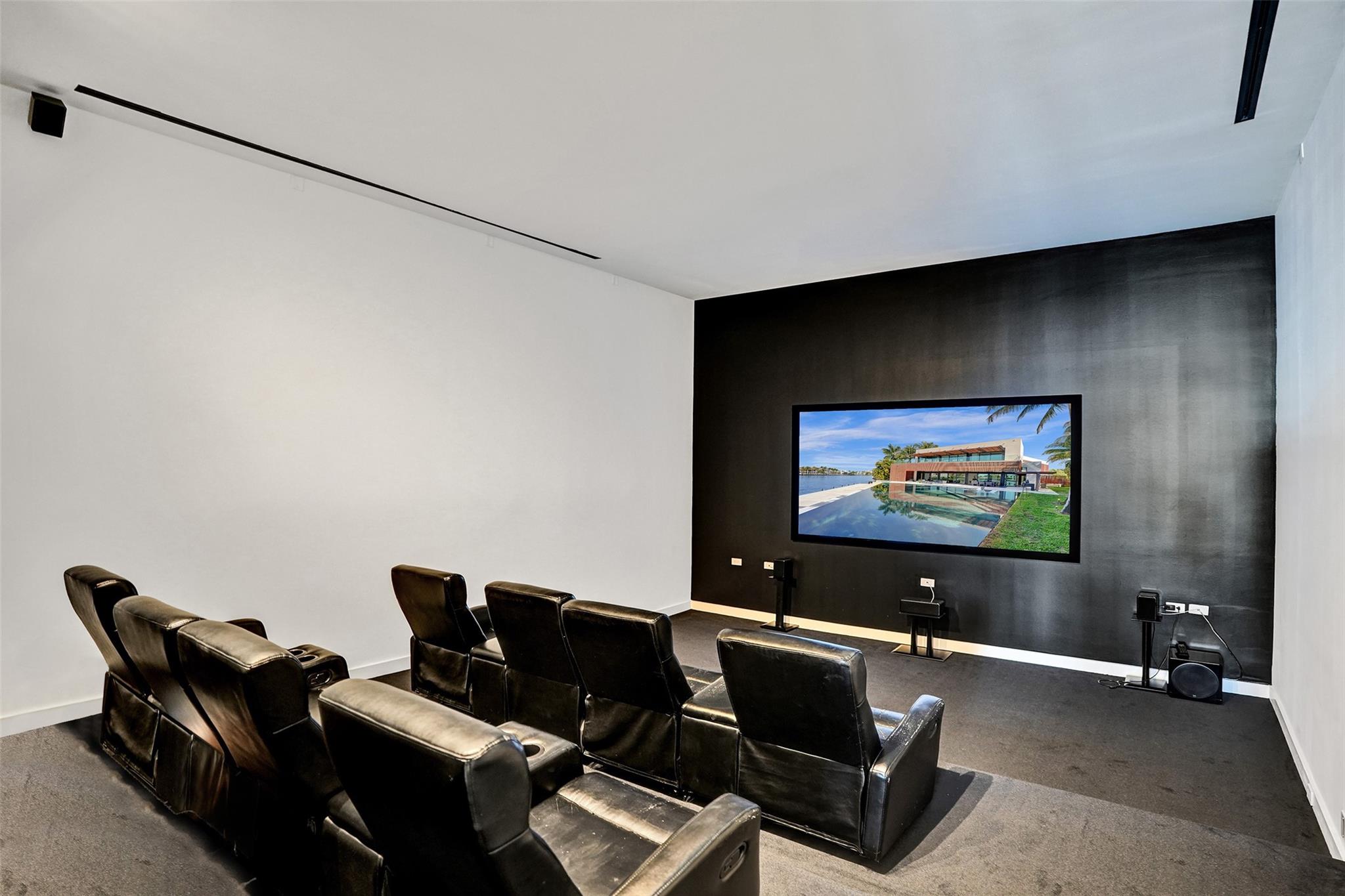 SEA RANCH LAKES - Residential