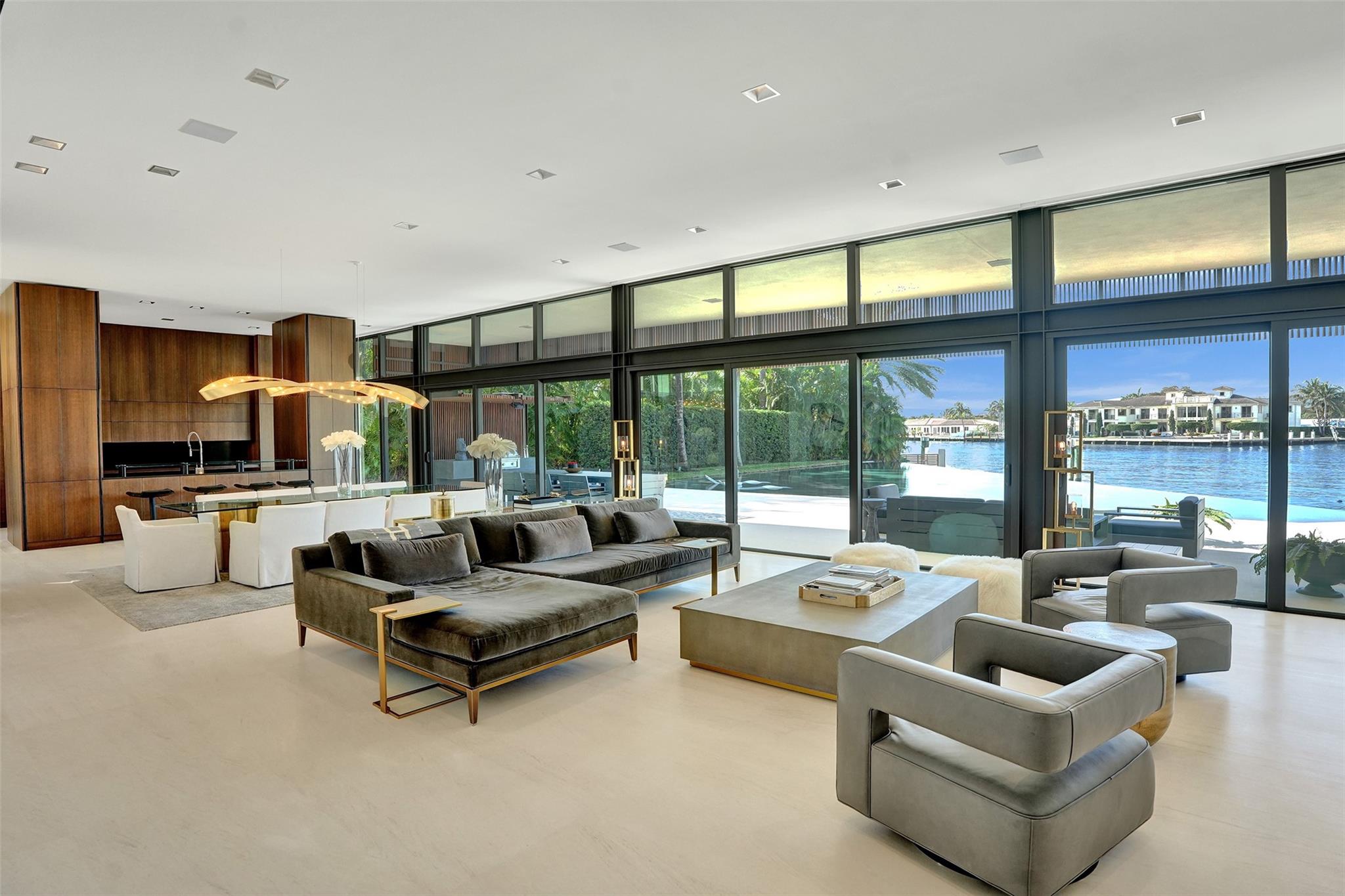 SEA RANCH LAKES - Residential