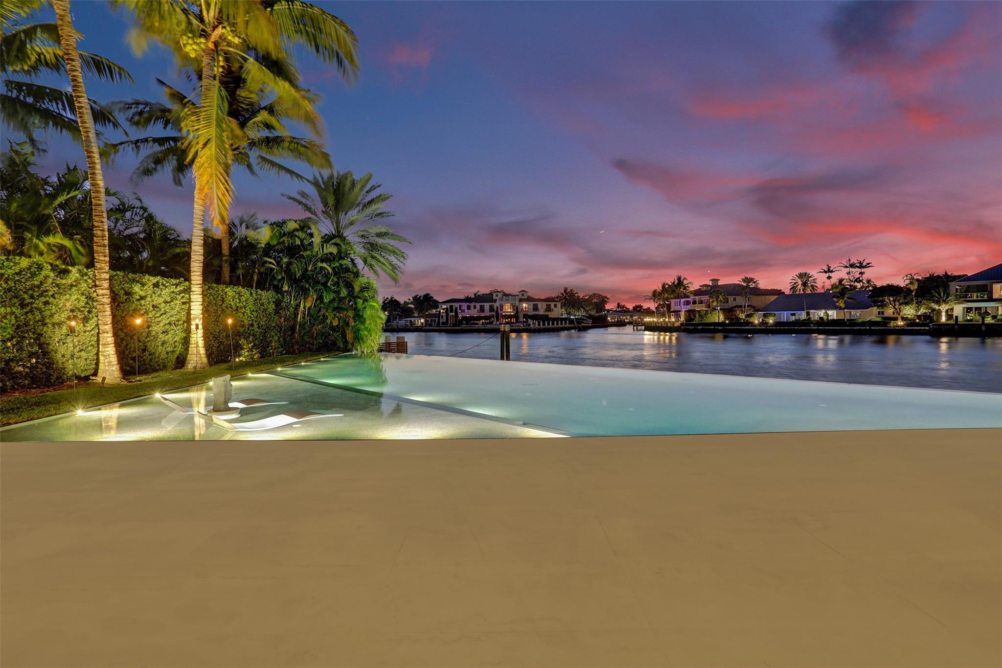 SEA RANCH LAKES - Residential