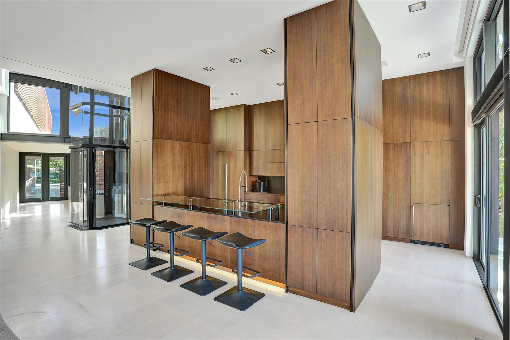 SEA RANCH LAKES - Residential