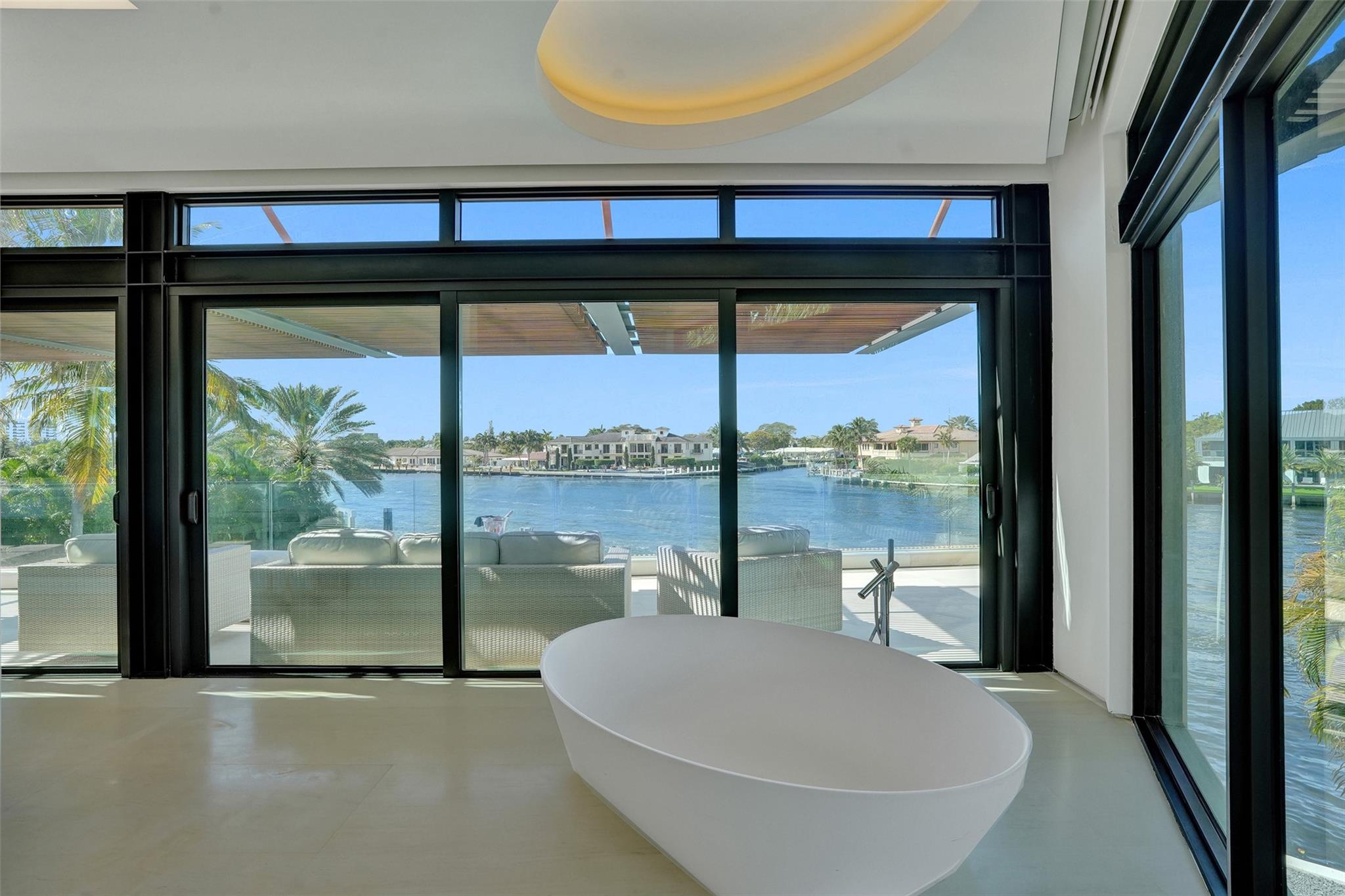 SEA RANCH LAKES - Residential