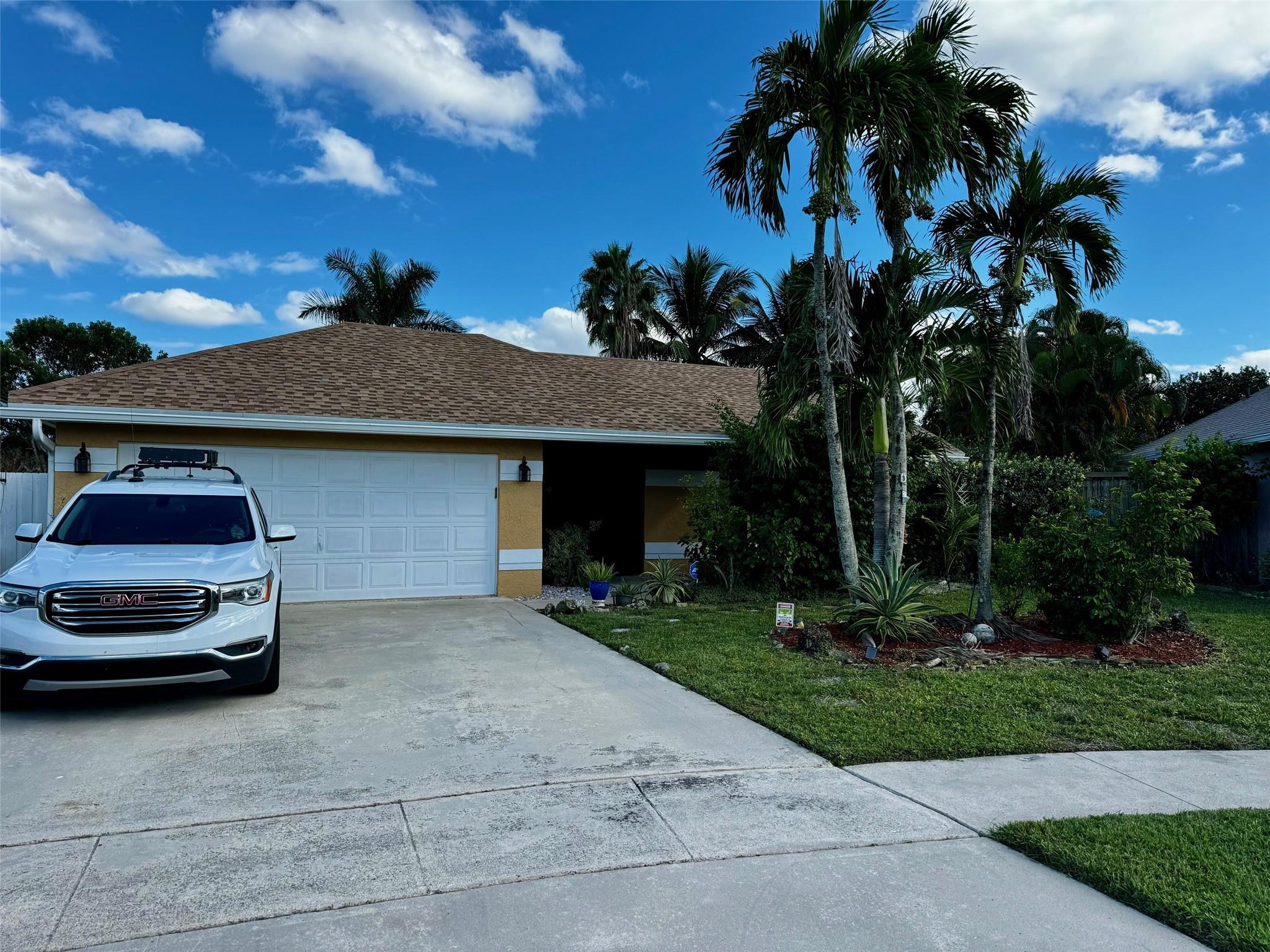 Bay Winds 04 - Residential