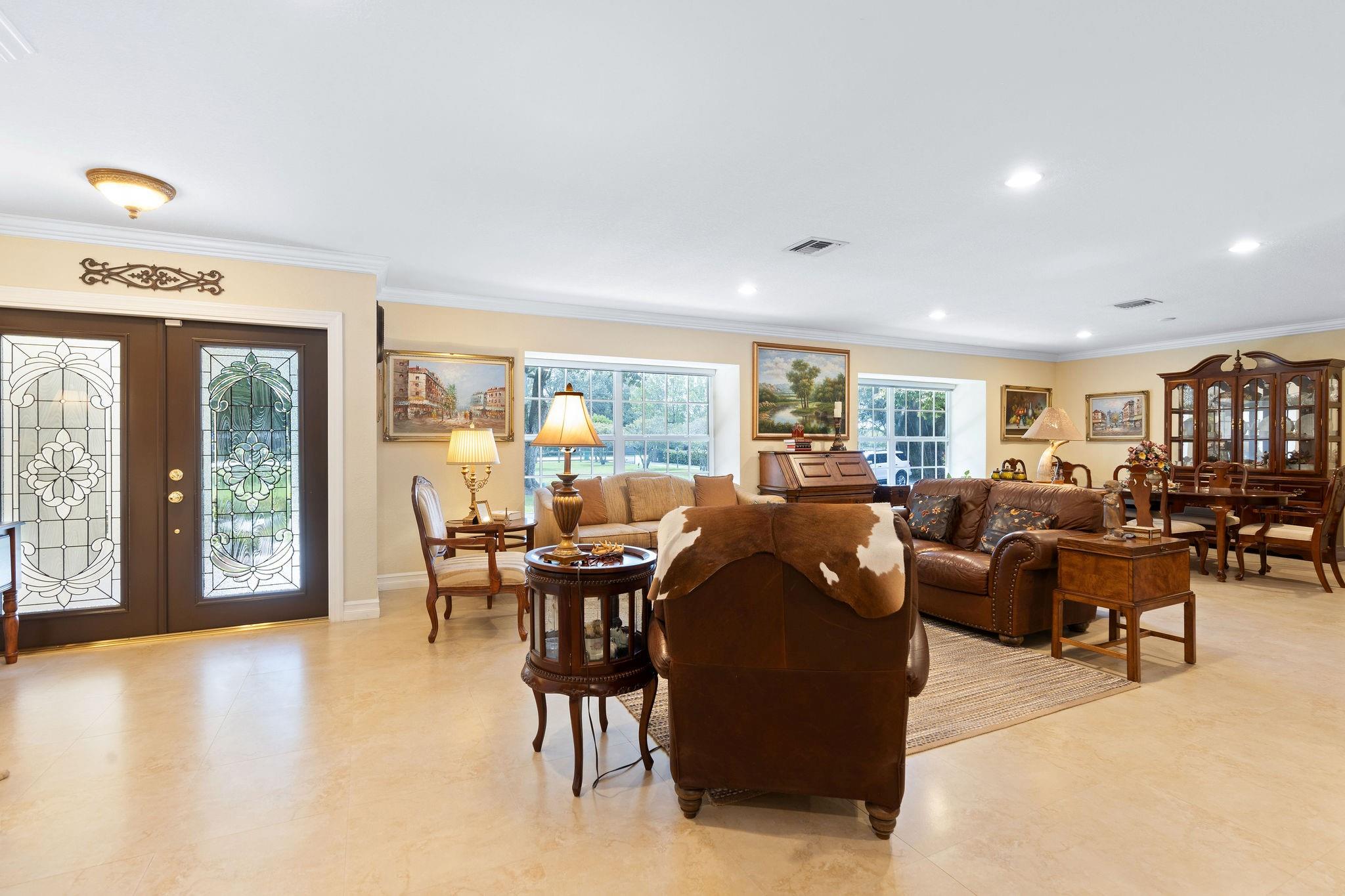 SUNSHINE RANCHES - Residential