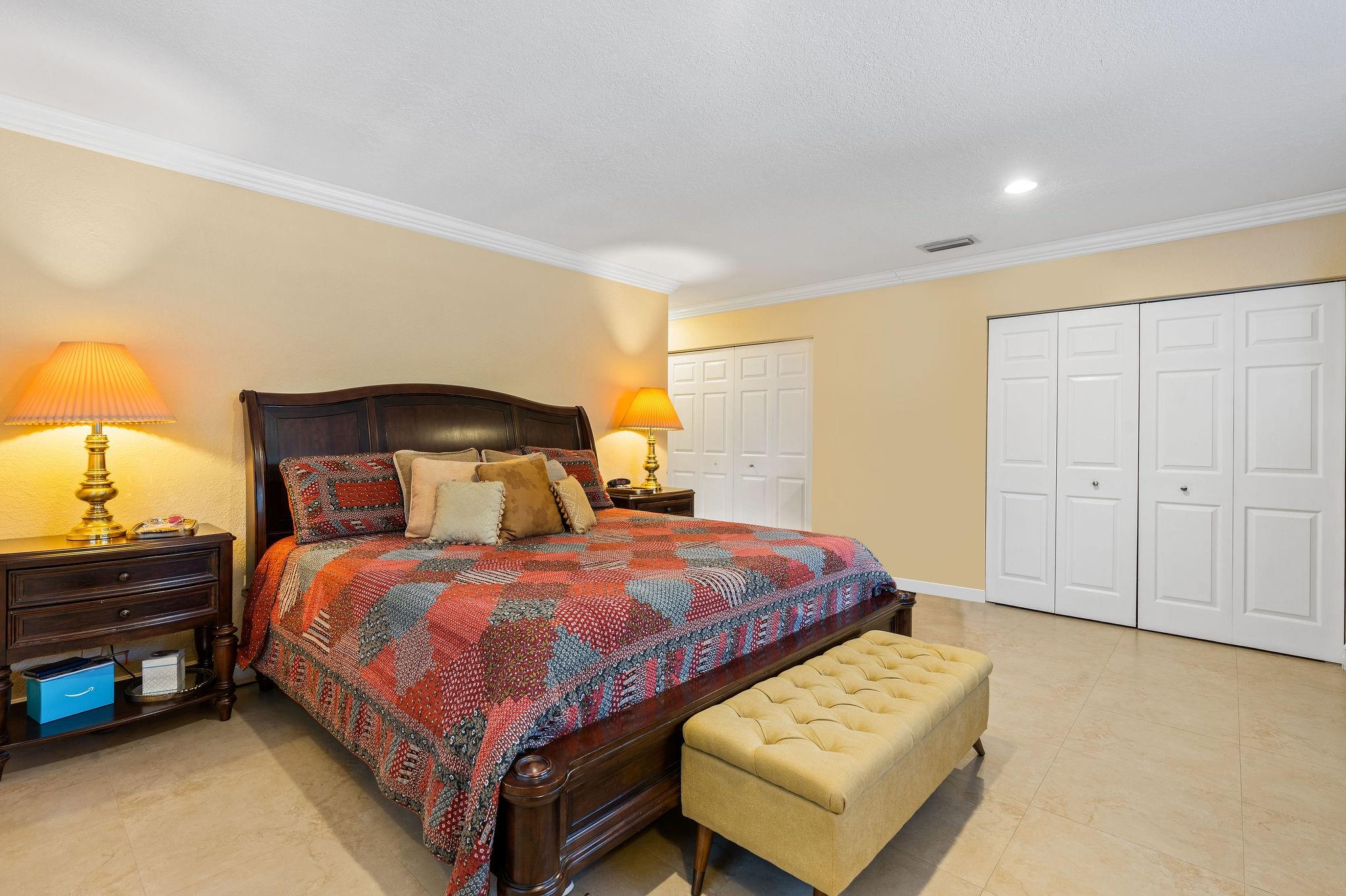 SUNSHINE RANCHES - Residential