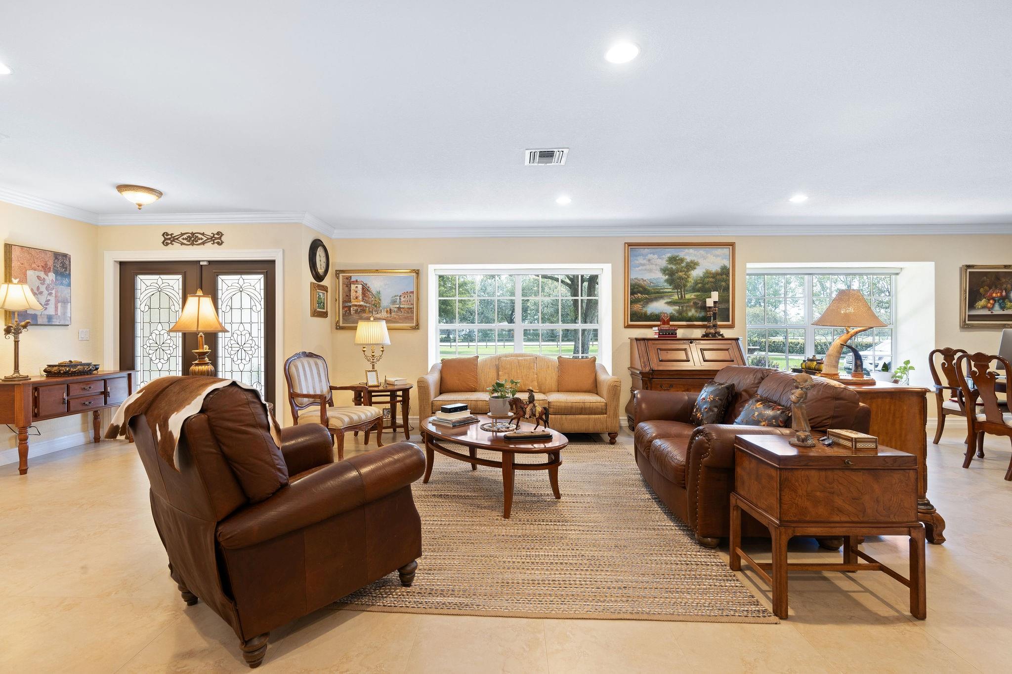 SUNSHINE RANCHES - Residential