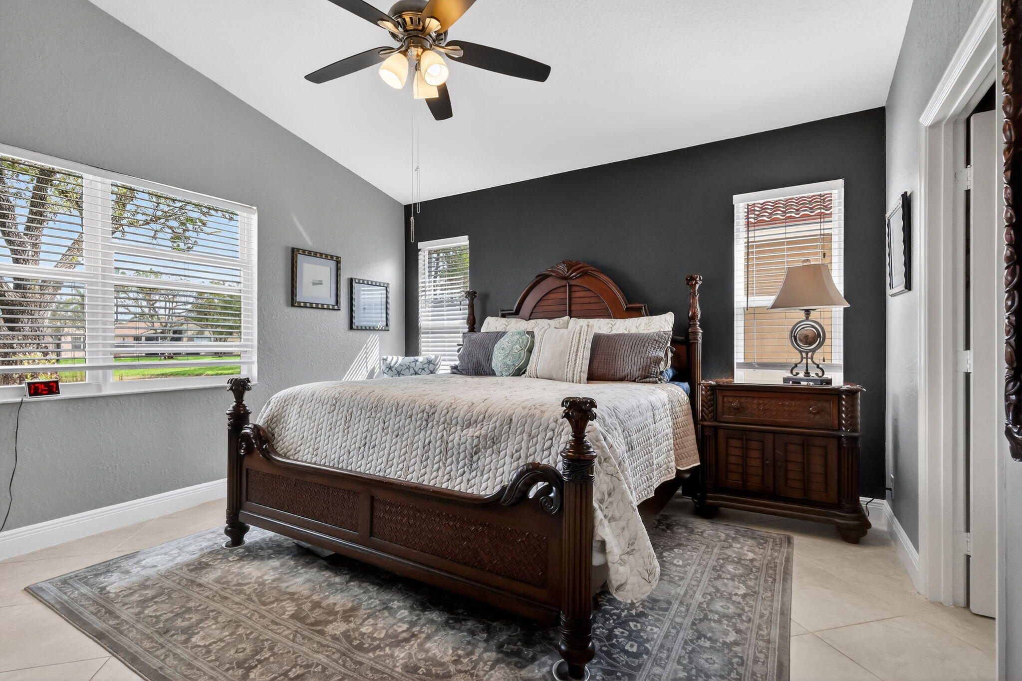 INDIAN HILLS 1 - Residential