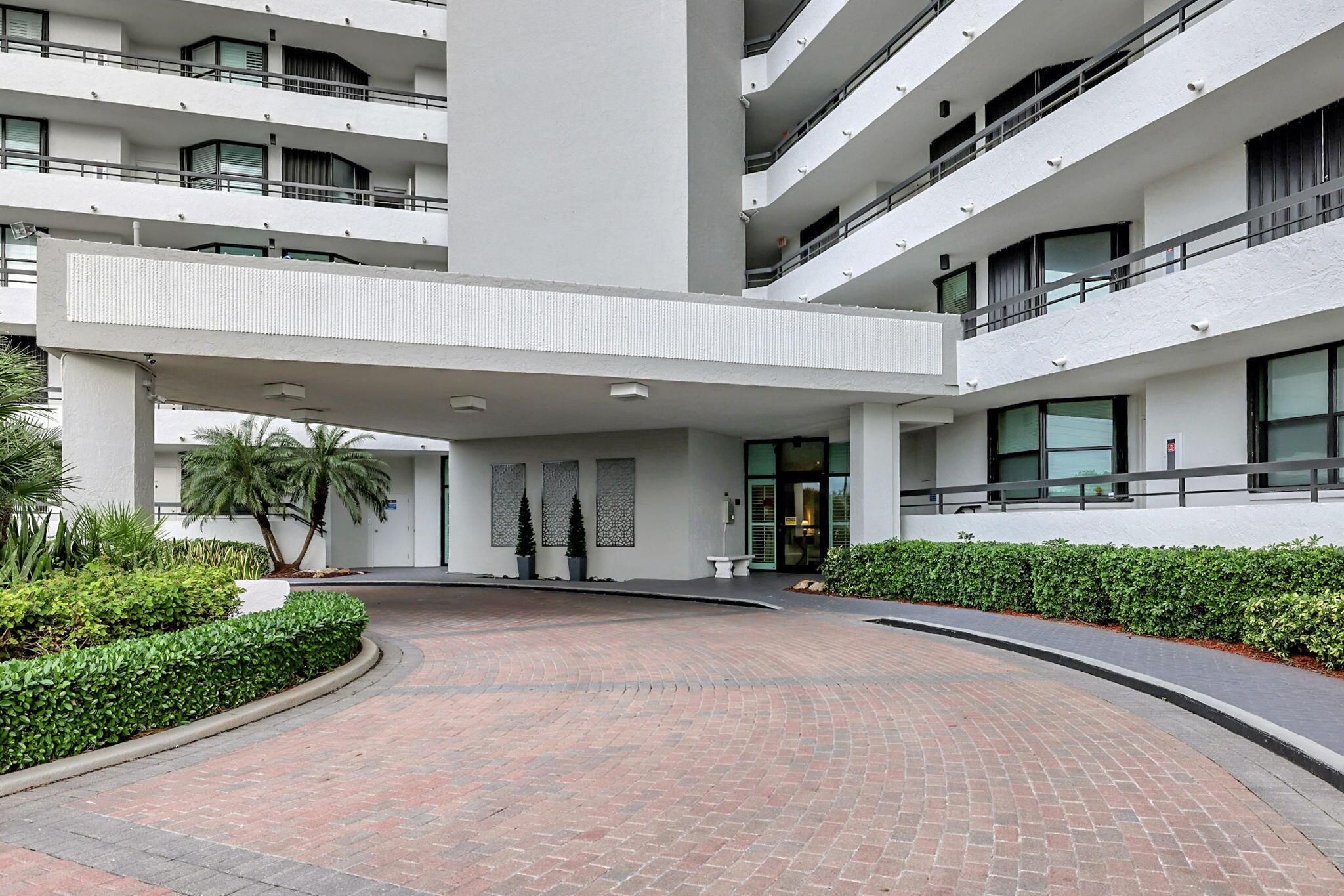 ISLAND DUNES OCEANSIDE CO - Residential