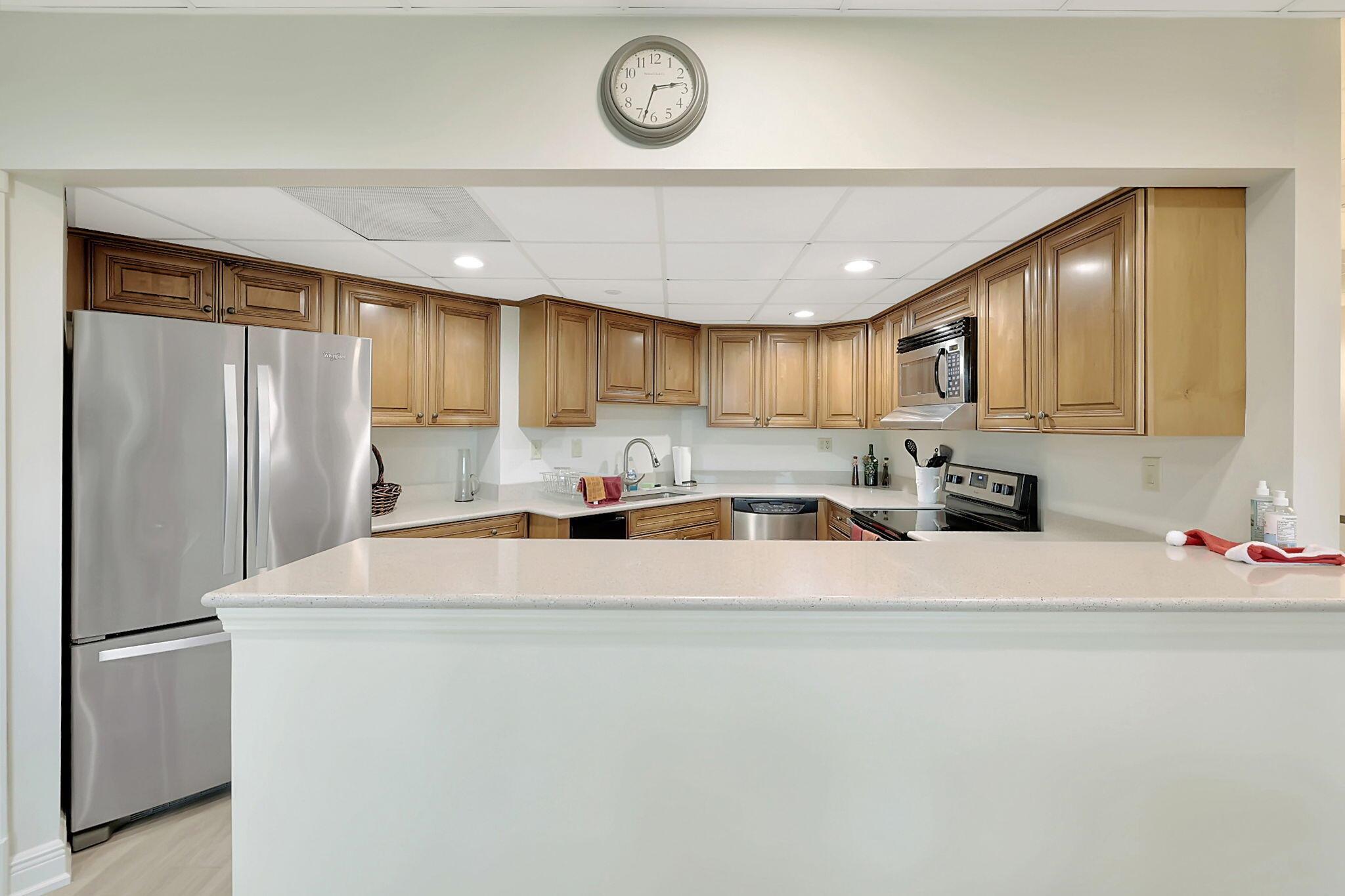 ISLAND DUNES OCEANSIDE CO - Residential