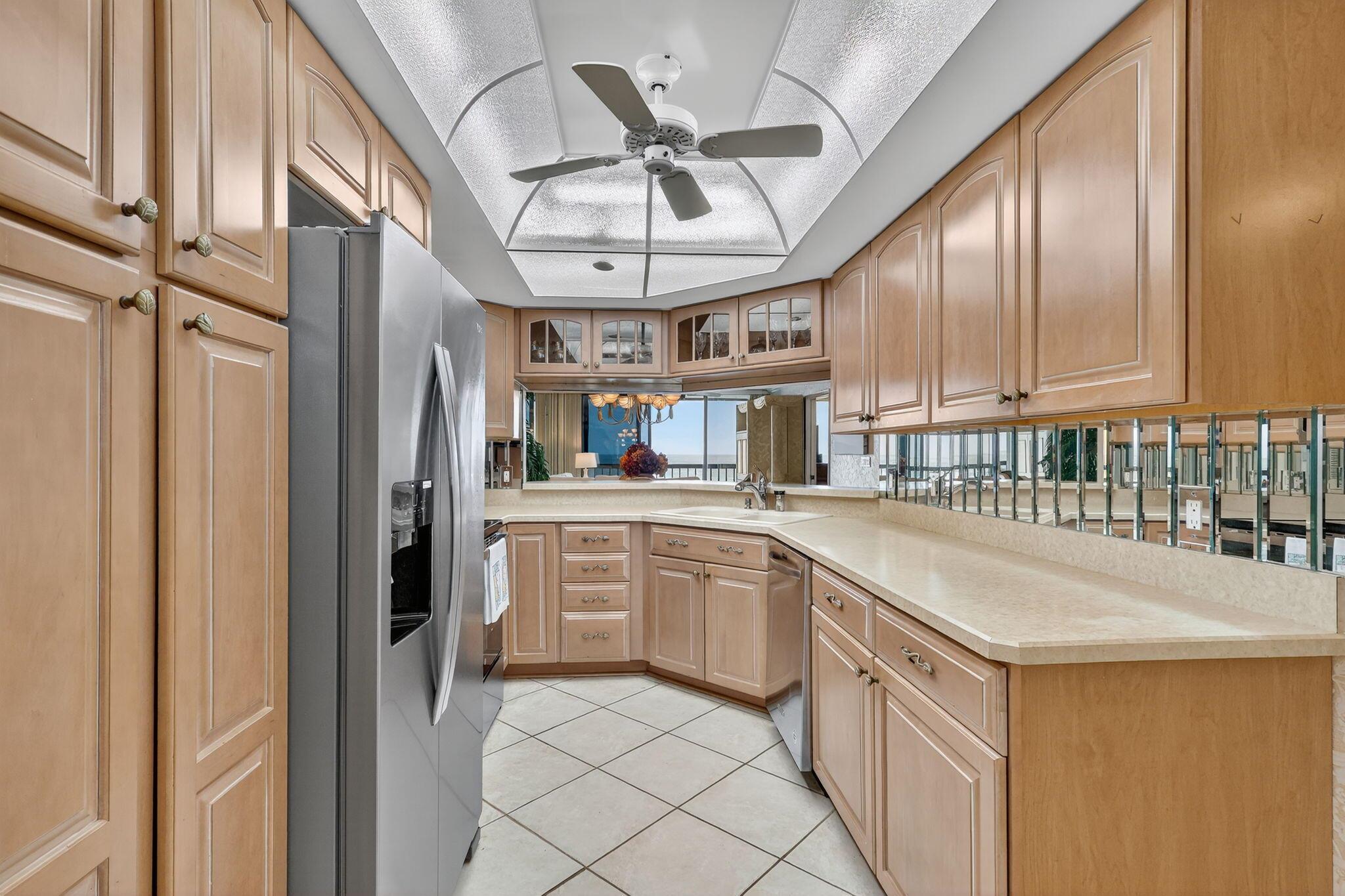 ISLAND DUNES OCEANSIDE CO - Residential