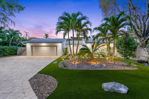 2711 NE 20th St, Fort Lauderdale, FL 33305 - MLS#: F10429924