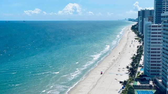 4100 Galt Ocean Drive 904