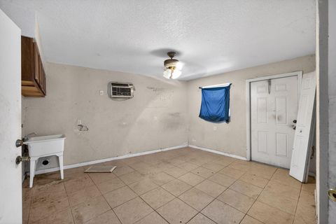 Tiny photo for 1307 NW 15th Place, Fort Lauderdale, FL 33311 (MLS # B26029338)