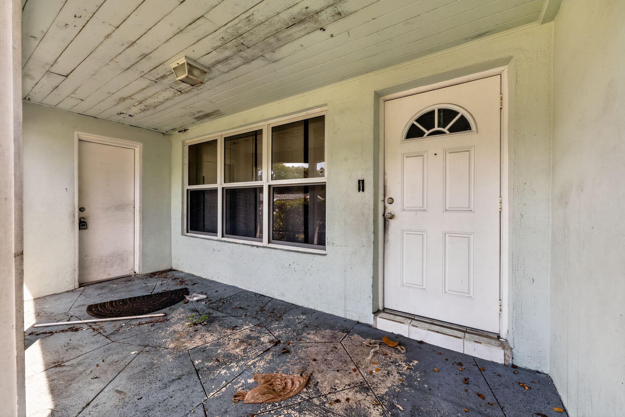 1307 NW 15th Place