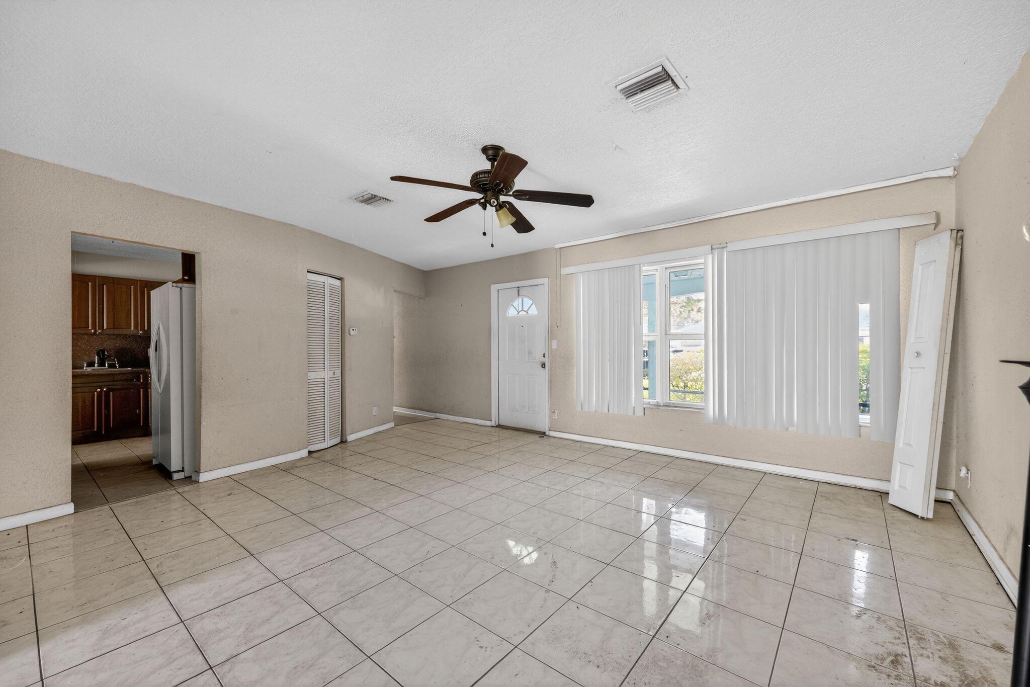 1307 NW 15th Place