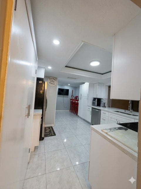 Tiny photo for 6801 NW 24TH Place, Sunrise, FL 33313 (MLS # B26074635)