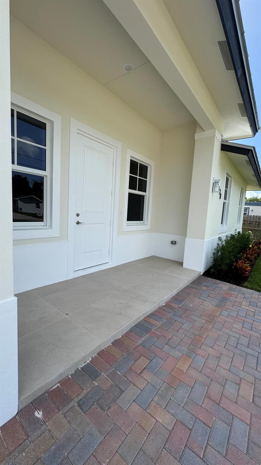 LAKEWOOD GARDENS PL 1 IN - Residential Lease