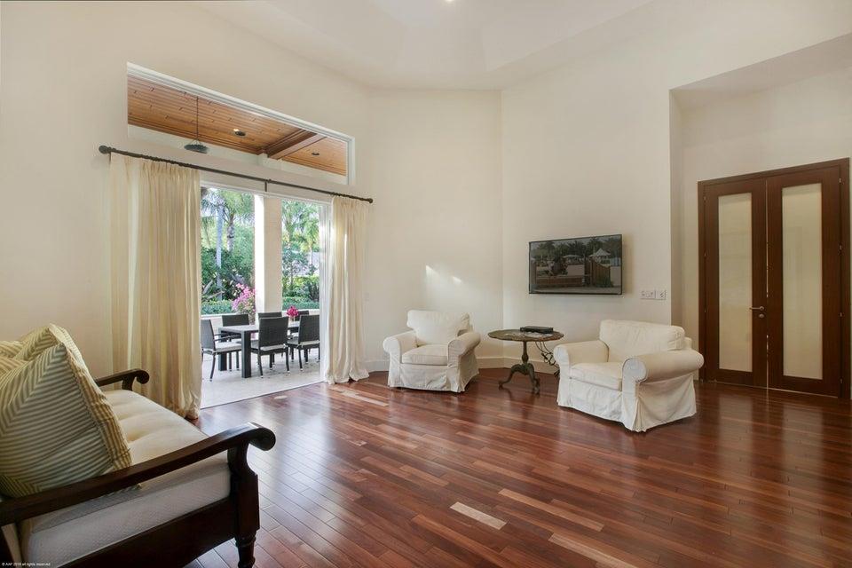 SADDLE TRAIL PARK OF WELL - Residential