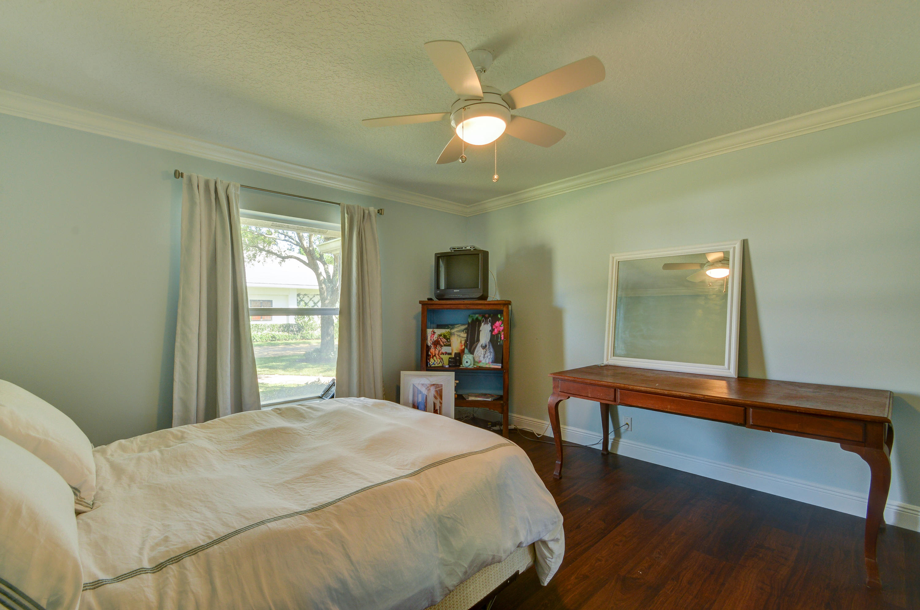 SADDLE TRAIL PARK OF WELLINGTON - Residential