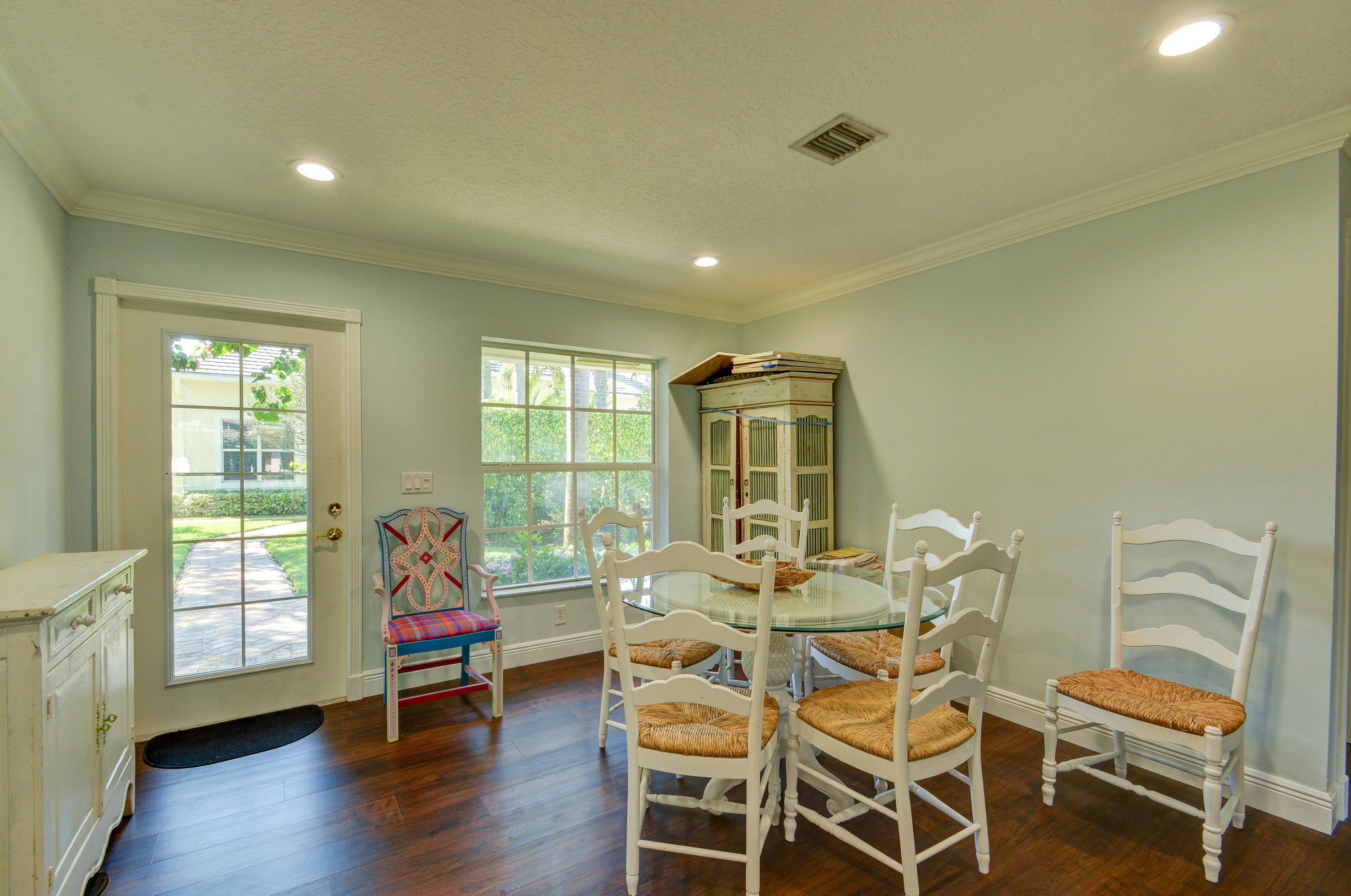 SADDLE TRAIL PARK OF WELLINGTON - Residential