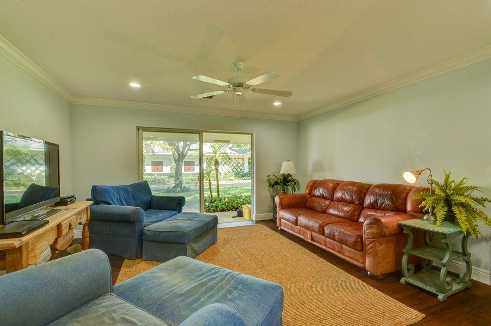 SADDLE TRAIL PARK OF WELL - Residential