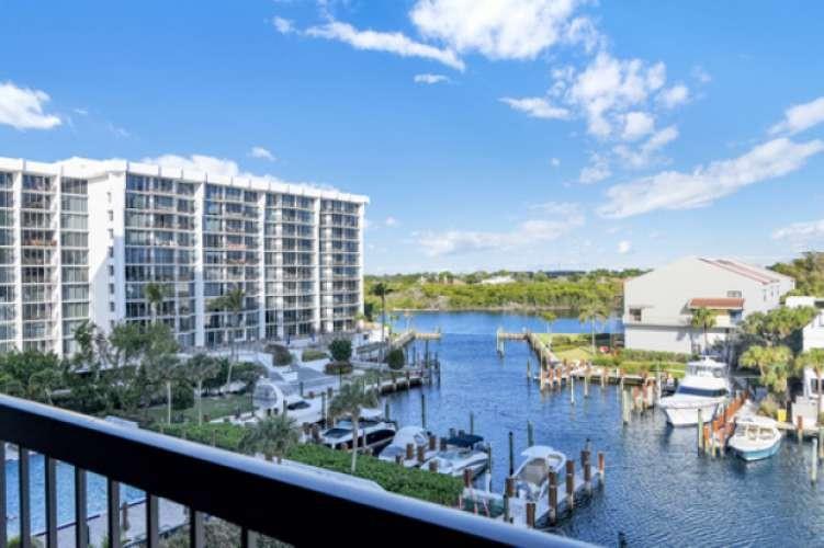 4748 S Ocean Blvd 502