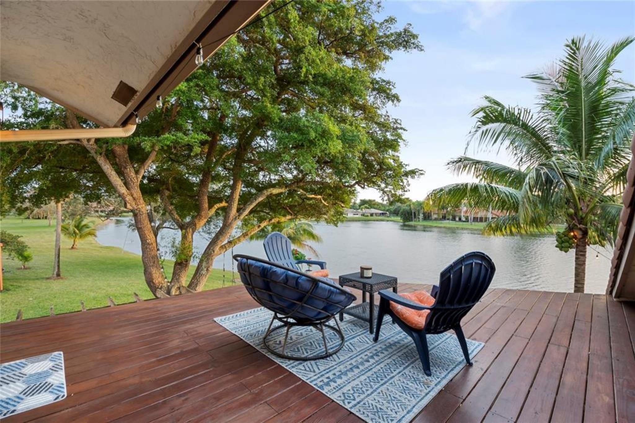 Glenoaks 113-41 B - Residential