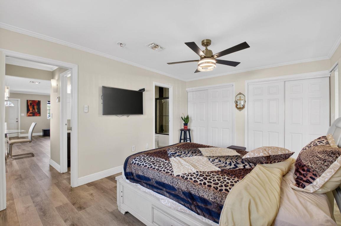 KINGS POINT VALENCIA CONDOS - Residential