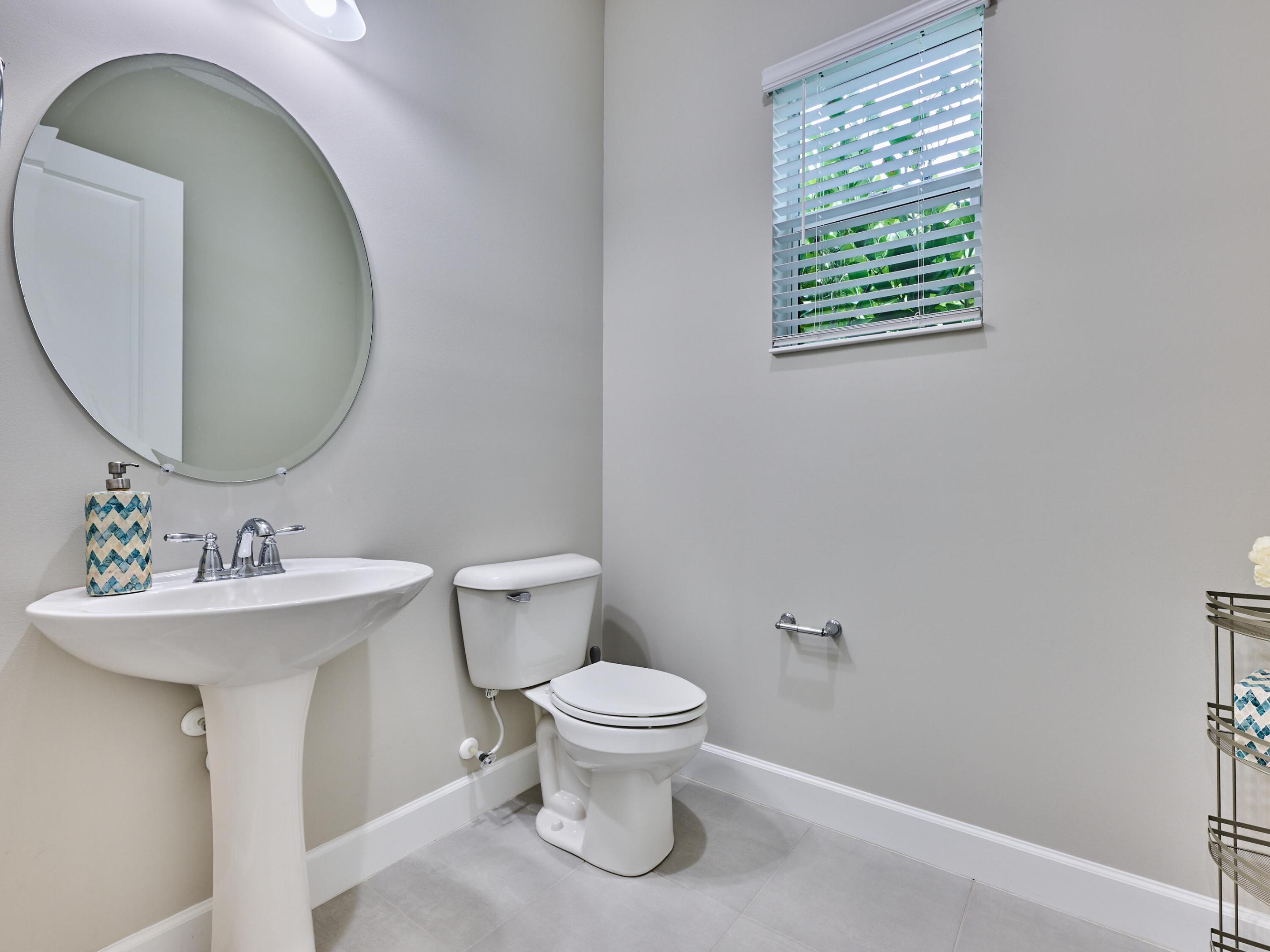 MEADOWS OF WESTLAKE - Residential Lease