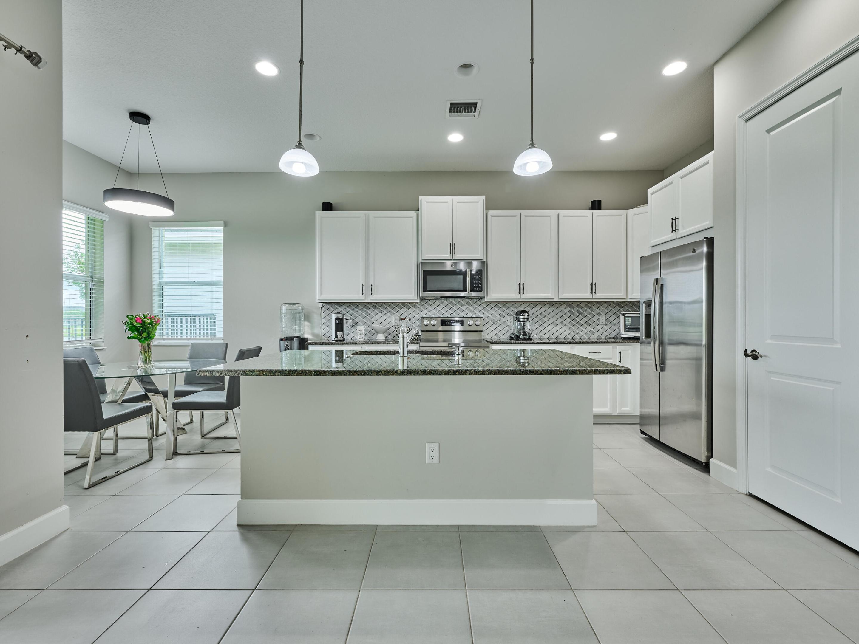 MEADOWS OF WESTLAKE - Residential Lease