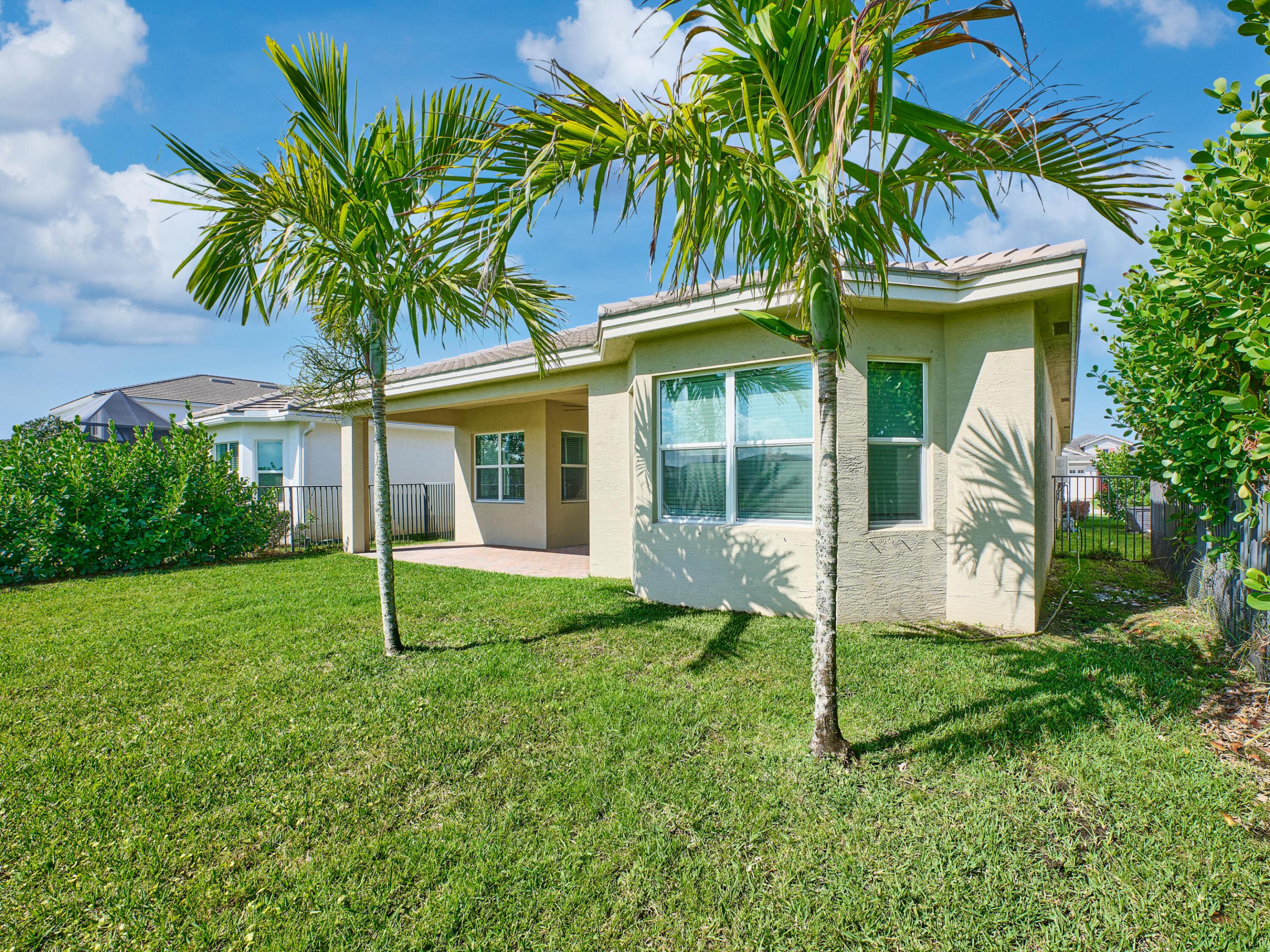 MEADOWS OF WESTLAKE - Residential Lease