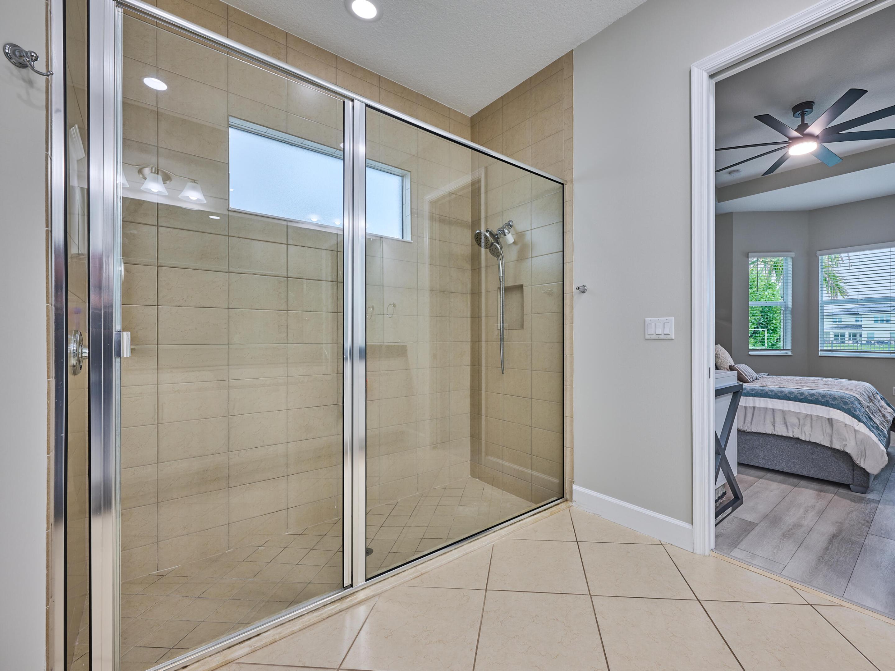 MEADOWS OF WESTLAKE - Residential Lease